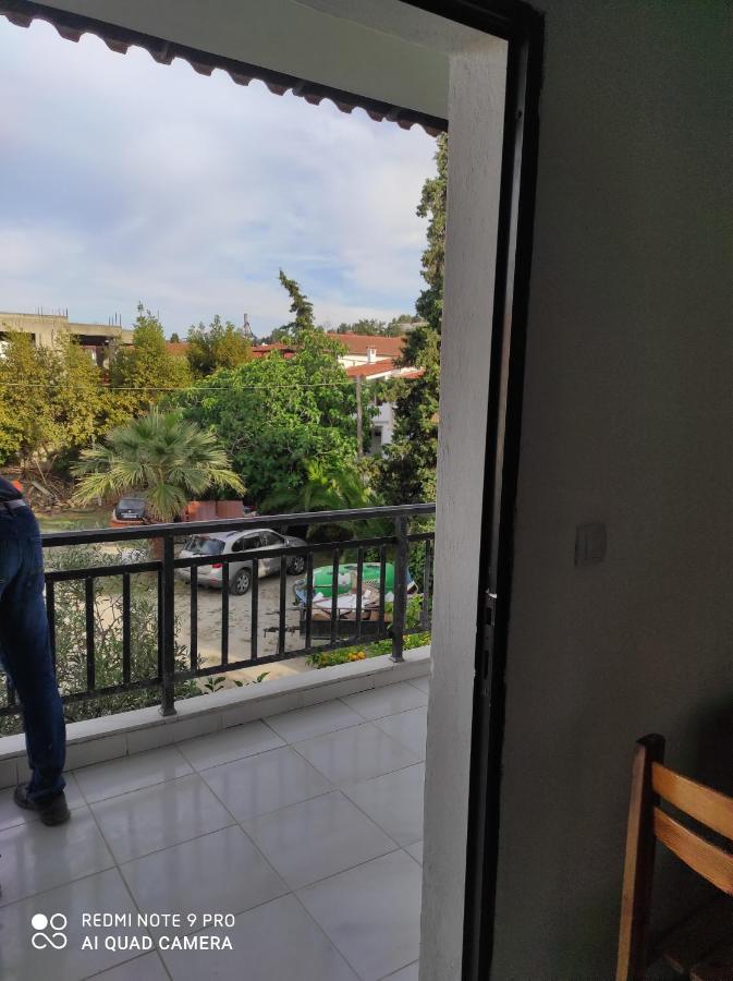 Iris Apartment Pefkochori Exterior photo